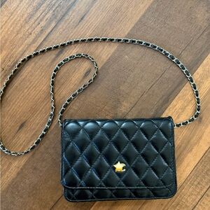 Chic Black Quilted Crossbody Bag with Chain Strap